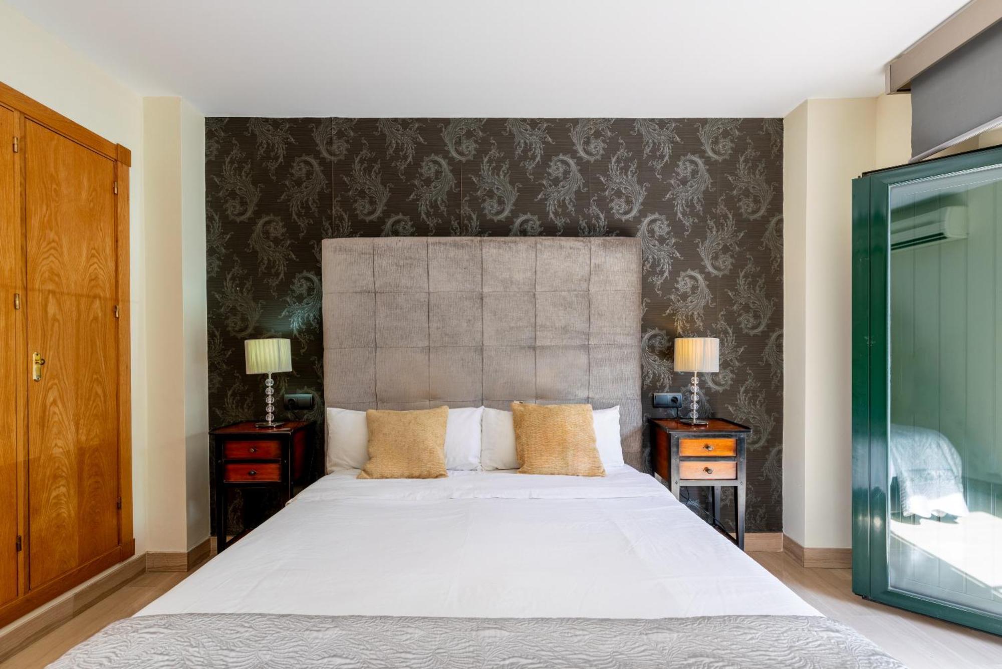 Pyl Apartamento Centro Junto Catedral Seville Luaran gambar