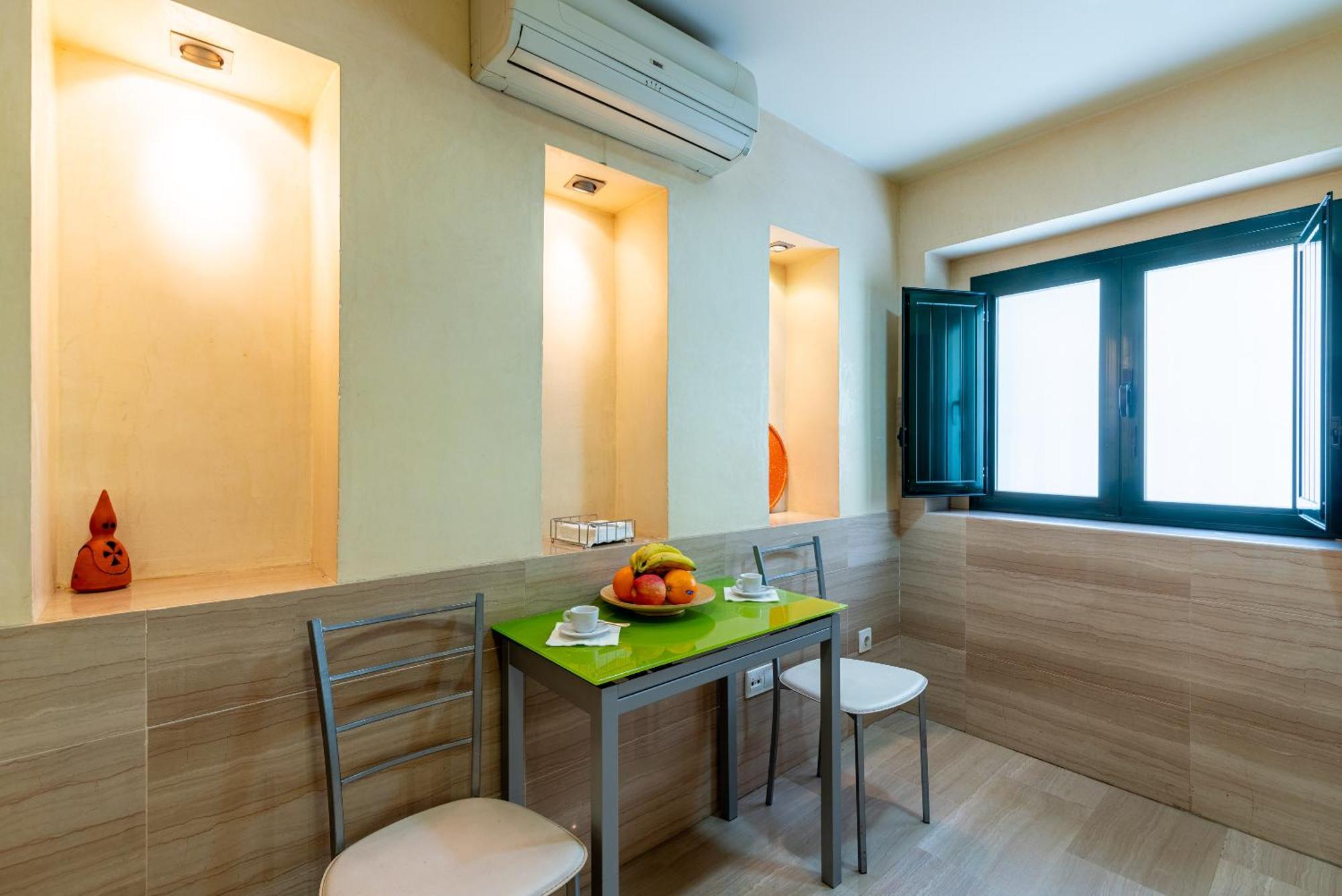 Pyl Apartamento Centro Junto Catedral Seville Luaran gambar