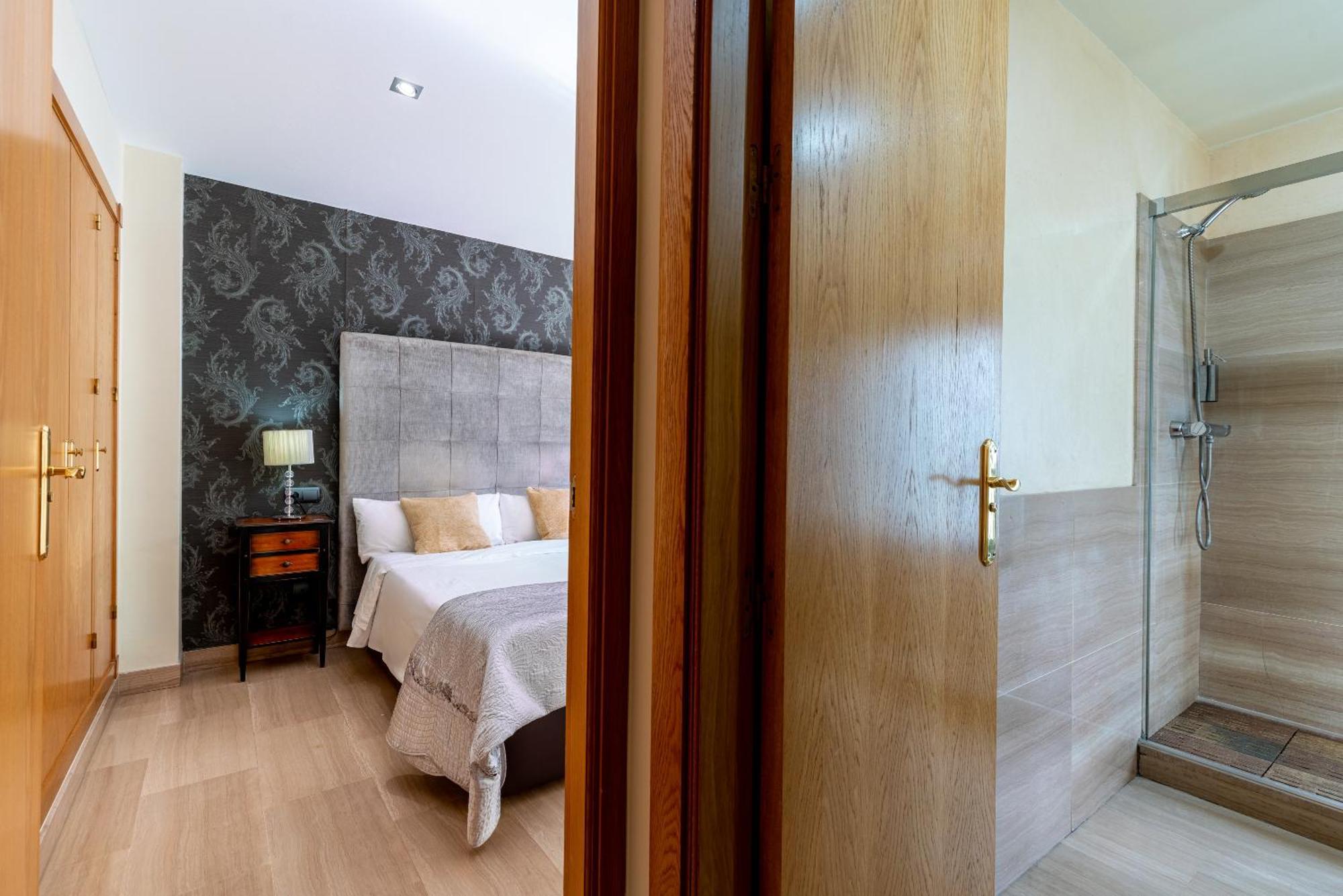 Pyl Apartamento Centro Junto Catedral Seville Luaran gambar